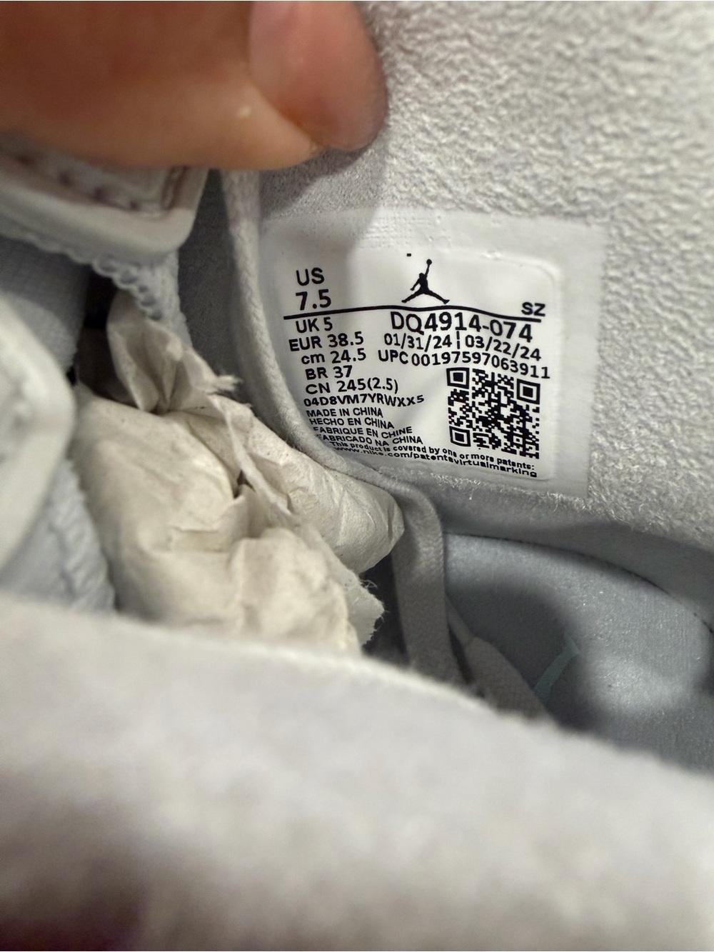 Women's Jordan 6 Retro "Pearl" Pure Platinum/Glacier Blue size 7.5 - Picture 11 of 12